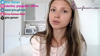 La chat intima di Gina Gerson con i fan nel suo video fatto in casa, rispondendo alle loro domande nella parte 4