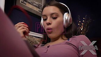 Teen (18+) Taboo: Lana Rhoades Watches Porn With Her Sister