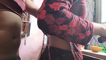 Une Milf Indienne Faite Maison Se Fait Baiser Le Corps Par Une Grosse Bite