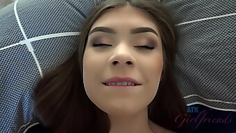 Close Up Of Intense Fucking And Explosive Orgasms With A Smoking Hot Young Girl (Winter Jade)